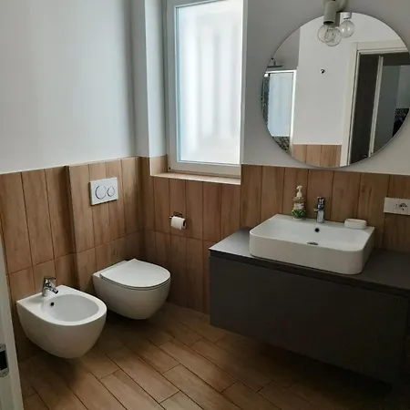Apartament Near To - Donkey's House